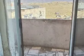 ქირავდება ბინა, 5 ოთახიანი, ძველი აშენებული, თბილისი, მუხიანი