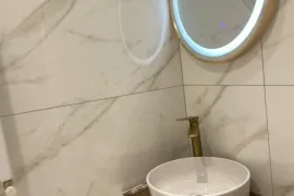 ქირავდება ბინა დღიურად, 3 ოთახიანი, ახალი აშენებული, თბილისი, საბურთალო