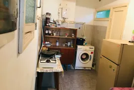 Apartment for sale, 2 Room, Old building, Tbilisi, Chugureti