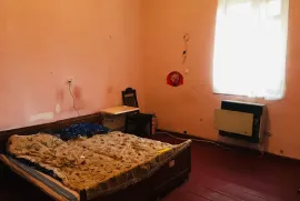 Apartment for sale, 2 Room, Old building, Tbilisi, Chugureti