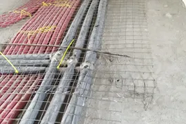 სტიაშკა- მოჭიმული იატაკი