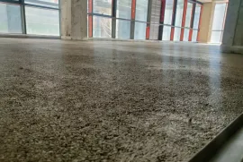 სტიაშკა- მოჭიმული იატაკი