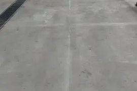 სტიაშკა- მოჭიმული იატაკი