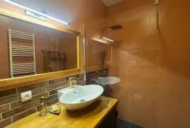 იყიდება ბინა, 3 ოთახიანი, ახალი აშენებული, თბილისი, მთაწმინდა