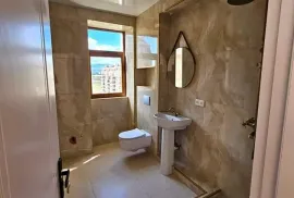 იყიდება ბინა, 5 ოთახიანი, ძველი აშენებული, თბილისი, ვარკეთილი