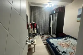 Продается квартира, 4 Kомнатная, Старое здание, Тбилиси, Дидубе