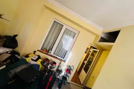 Продается Дом, 15 Kомнатная, Тбилиси, Исани