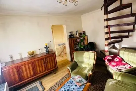 Продается Дом, 15 Kомнатная, Тбилиси, Исани