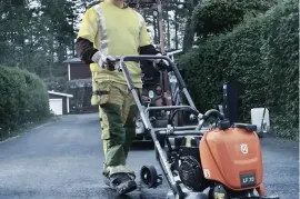 ქირავდება  LF 100 LAT არის სწრაფად მოქმედი სატკეპნი ვიბრო დაფა (კომპაქტორი)