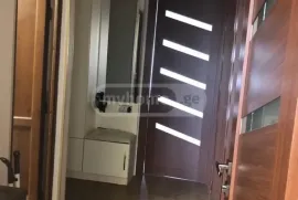 Продается квартира, 3 Kомнатная, Старое здание, Тбилиси, Варкетили