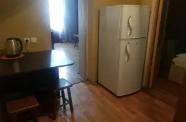 ქირავდება ბინა, 2 ოთახიანი, ძველი აშენებული, თბილისი