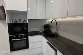 იყიდება ბინა, 2 ოთახიანი, ახალი აშენებული, ბათუმი, აეროპორტის უბანი