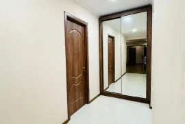 Apartment for sale, 4 Room, Old building, Tbilisi, Nutsubidze plateau