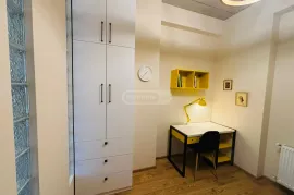 Аренда, 3 Kомнатная, Новостройка, Тбилиси, saburtalo