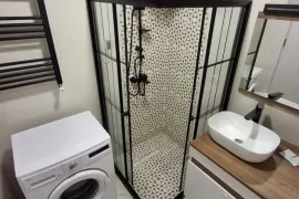 იყიდება ბინა, 1 ოთახიანი, ახალი აშენებული, ბათუმი, აეროპორტის უბანი