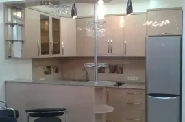 ქირავდება ბინა დღიურად, 3 ოთახიანი, ახალი აშენებული, ბათუმი