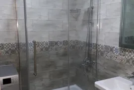 Аренда квартир посуточно, 3 Kомнатная, Новостройка, Батуми