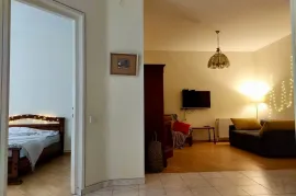 Аренда, 2 Kомнатная, Новостройка, Тбилиси, Вера