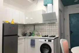 Аренда, 1 Kомнатная, Старое здание, Тбилиси, saburtalo