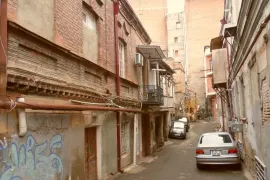 Продается квартира, 3 Kомнатная, Старое здание, Тбилиси, Мтацминда