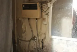 Продается квартира, 3 Kомнатная, Старое здание, Тбилиси, Мтацминда