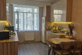 იყიდება ბინა, 3 ოთახიანი, ახალი აშენებული, ბათუმი, აეროპორტის უბანი