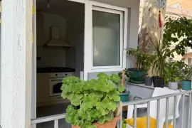 For Rent, 2 Room, Old building, Tbilisi, Chugureti