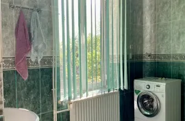 Аренда, 9 Kомнатная, Старое здание, Кутаиси, Балахвани