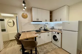 ქირავდება ბინა, 1 ოთახიანი, ძველი აშენებული, თბილისი