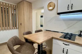 ქირავდება ბინა, 1 ოთახიანი, ძველი აშენებული, თბილისი