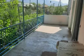 იყიდება სახლი, 4 ოთახიანი, ხაშური, ხაშური