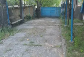 Продается Дом, 4 Kомнатная, Хашури, Хашури