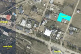 Land For Sale, Lisi lake