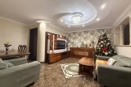 იყიდება ბინა, 4 ოთახიანი, ძველი აშენებული, თბილისი, ვარკეთილი