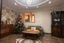 იყიდება ბინა, 4 ოთახიანი, ძველი აშენებული, თბილისი, ვარკეთილი