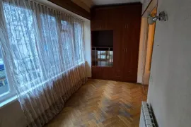 Аренда, 2 Kомнатная, Старое здание, Тбилиси, vake