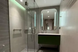 იყიდება ბინა, 1 ოთახიანი, ახალი აშენებული, ბათუმი, რუსთაველის უბანი