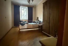 Apartment for sale, 4 Room, Old building, Tbilisi, Nadzaladevi