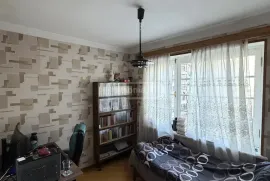Apartment for sale, 4 Room, Old building, Tbilisi, Nadzaladevi