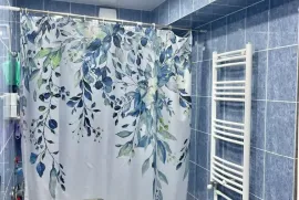 Продается квартира, 3 Kомнатная, Старое здание, Тбилиси, Мухиани