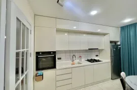 Продается квартира, 3 Kомнатная, Старое здание, Тбилиси, Мухиани