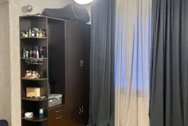 Продается квартира, 3 Kомнатная, Старое здание, Тбилиси, Мухиани