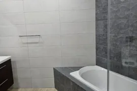 ქირავდება ბინა, 4 ოთახიანი, ახალი აშენებული, თბილისი, ძველი თბილისი