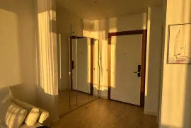 იყიდება ბინა, 1 ოთახიანი, ახალი აშენებული, ბათუმი, მწვანე კონცხი