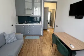 ქირავდება ბინა, 2 ოთახიანი, ძველი აშენებული, თბილისი, მთაწმინდა