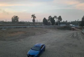 For Rent, Universal commercial space, Gvara