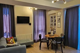 ქირავდება ბინა დღიურად, 1 ოთახიანი, ახალი აშენებული, ქუთაისი, მწვანეყვავილა