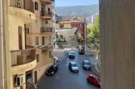 Аренда, 3 Kомнатная, Новостройка, Тбилиси, vake