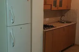 Аренда, 3 Kомнатная, Старое здание, Тбилиси, saburtalo