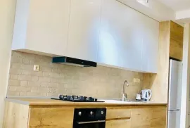 Аренда, 3 Kомнатная, Новостройка, Батуми, Руставельский район